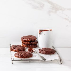 Jon Jon Bulk: Jon Jon Gluten Free Chocolate Crunch Biscuits - Bulk Buy Available