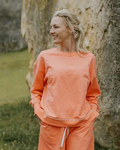 Moke 1: Suzy Sweater / Sunset Coral