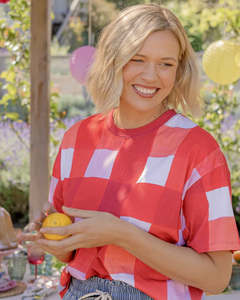 Tops: Edin Tee / Poppy