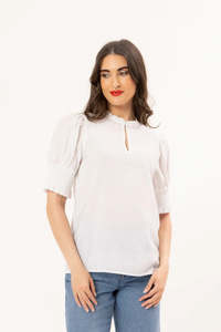 Leila Luca: Movement S/S Blouse White