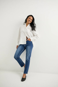 Marlow: The Easy Straight