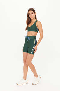 The Upside: Maneki 5In Spin Short