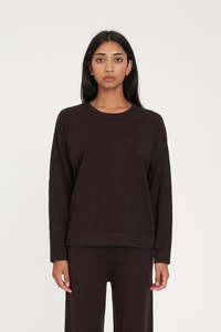 Huffer: Merino Neve Crew | Chestnut