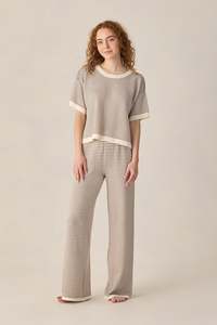 Rylee Cru: WOMEN'S BOXY CROP KNIT TEE | CHOCOLATE STRIPE