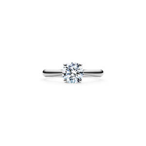 Aurora Solitaire Diamond Ring Platinum