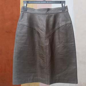 Sale: Giradelli Leather Skirt Size 12i