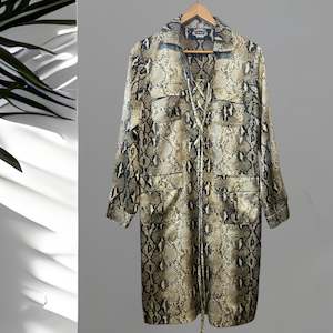 Designer: Yvonne Bennetti Dress Size 10