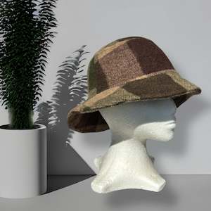 Swandri Bucket Hat Size M