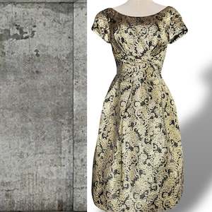 Betty Bow Dress Size 8