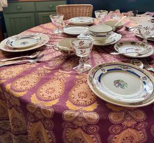 Retro: Bridie Round table cloth large