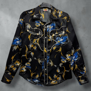 Menswear: Stephen Button Up Shirt Size M