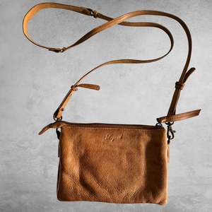 Legend Leather Bag