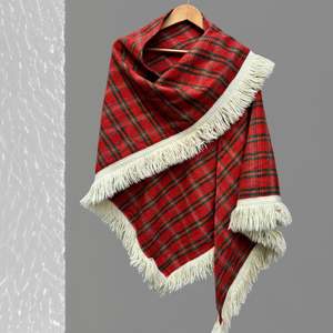 Accessories: Wrap it Shawl Size L