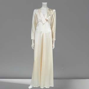 All: Rachel Satin 70’s Gown size 10/12