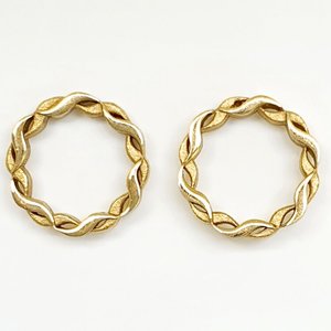Frontpage: Addison Stud Earrings