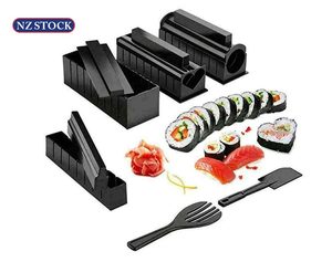 Home Living: Manual Sushi Maker Kit Sushi Maker Roller Machine Sushi Makers