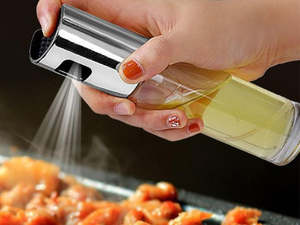 Kitchen: Kitchen Baking Oil Cooking Glass Oil Sprayer