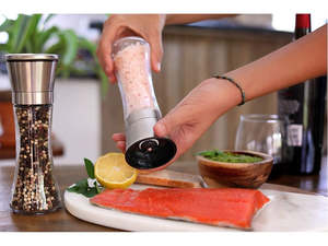 Home Living: Stainless Steel Salt and Pepper Grinder Set With Stand