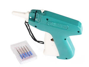 Hardware: Tagging Gun + 6 Needles + 5000 Barbs