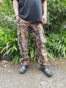 90's Realtree Camo Embroidered Vintage Cargo Lined Pants Size 32