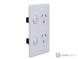 Products: Power Point – Double – Vertical – Slimline – 10A