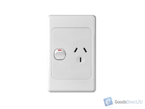 Products: Power Point – Single – Vertical – 10A – 10 Box