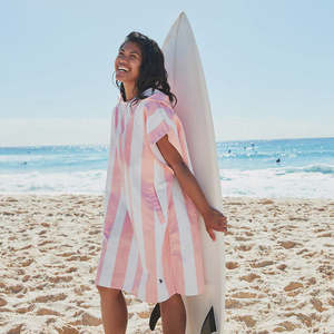 Dock Bay: Dock & Bay Poncho Adult - Malibu Pink