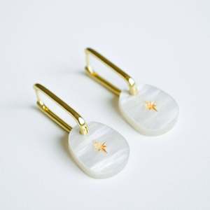 Hagen Co: Hagen & Co Starlight Earrings - Pearl