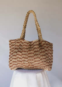 Gifts For Summer Days: Hobo and Hatch Elle Grande Tote - Tully Check