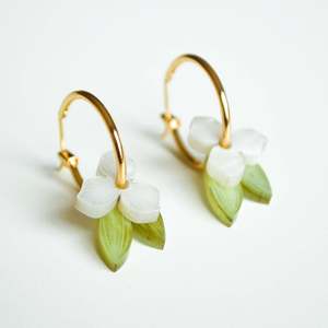 Hagen Co: Hagen & Co Meadow Earrings - Pearl