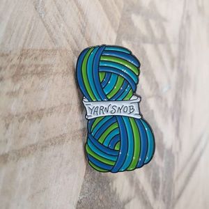 Yarn Snob enamel pin