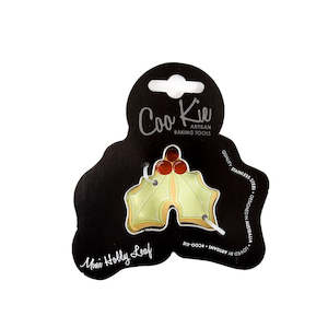Cake Essentials: Coo Kie Mini Holly Leaf Cookie Cutter