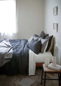 Linen Duvet Cover Sets: 100% Linen Duvet Cover in Anthracite Charcoal by Gorgi