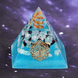 Orgonite Pyramid Natural Crystal Energy Chakra Chamuel Cure Anxiety Resin