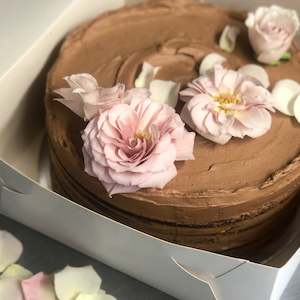 Cakes & Cookies: Chocolate Fudge Celebration Cake - medium (also vegan option)