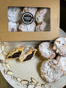 Frontpage: Christmas fruit mince & frangipane tarts - 6 pack