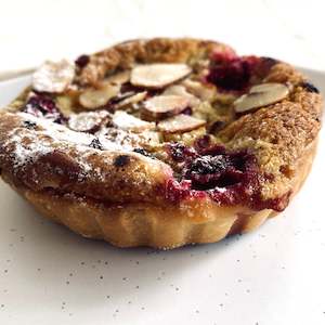 Sweet Treats: Pistachio & Raspberry Tartlet
