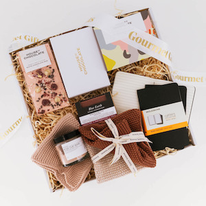 Gift Boxes Wedding Bridal: Woman Of The Hour