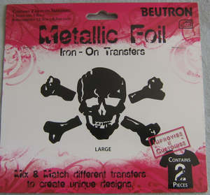 Fuseables: Skull & Cross Bones Iron-On Transfer Large