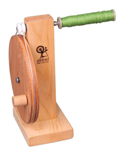 Wool: Bobbin Shuttle Winder