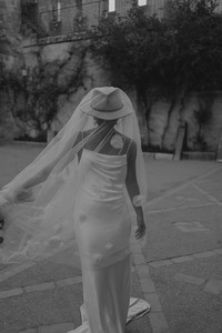 Pearl Veil
