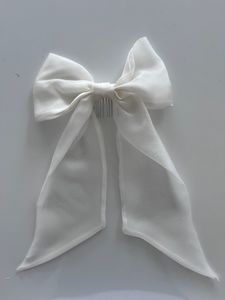 Meadow Veil – Sample