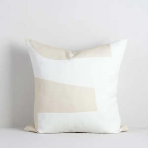 Meelan Outdoor Cushion - Beige/White