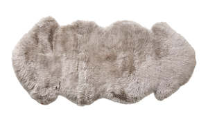 Sheepskins And Cow Hides: Long Wool 1.5 Sheepskin Taupe