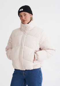 Womens Clothing: Wmns Demi Puffer Jacket Butter Cream