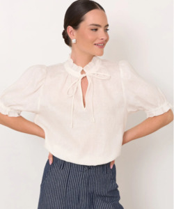 Womens Clothing: Sandra Short Sleeve Linen Top (white)