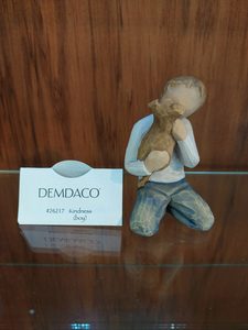 Products: WILLOWTREE Kindness (boy) 26217 - Graeme Johnson Jewels & Time