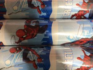 Birthday Cards Wrapping: Spiderman Christmas Wrapping Paper (Blue)