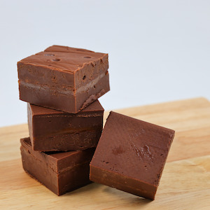 Granny Annies Chocolate Caramel Fudge 100g