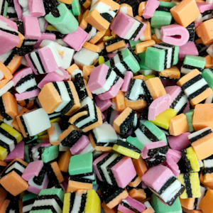 Manufacturers Clearance Lollies: Licorice Offcuts Seconds 500g (Manufacturer's Clearance)